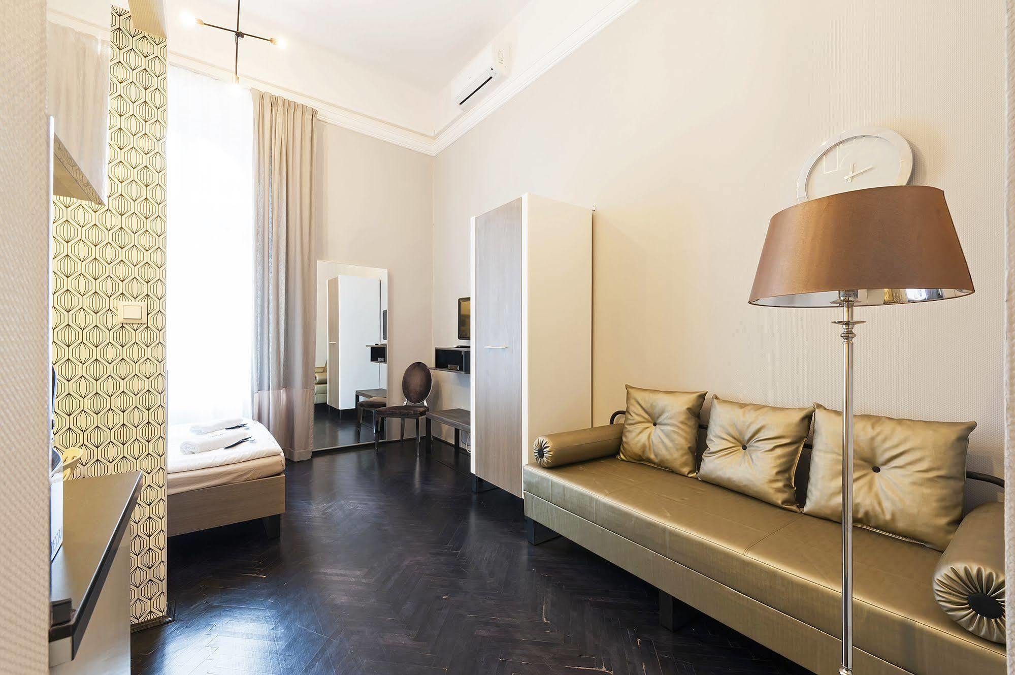 Play Apartments Budapest Bagian luar foto
