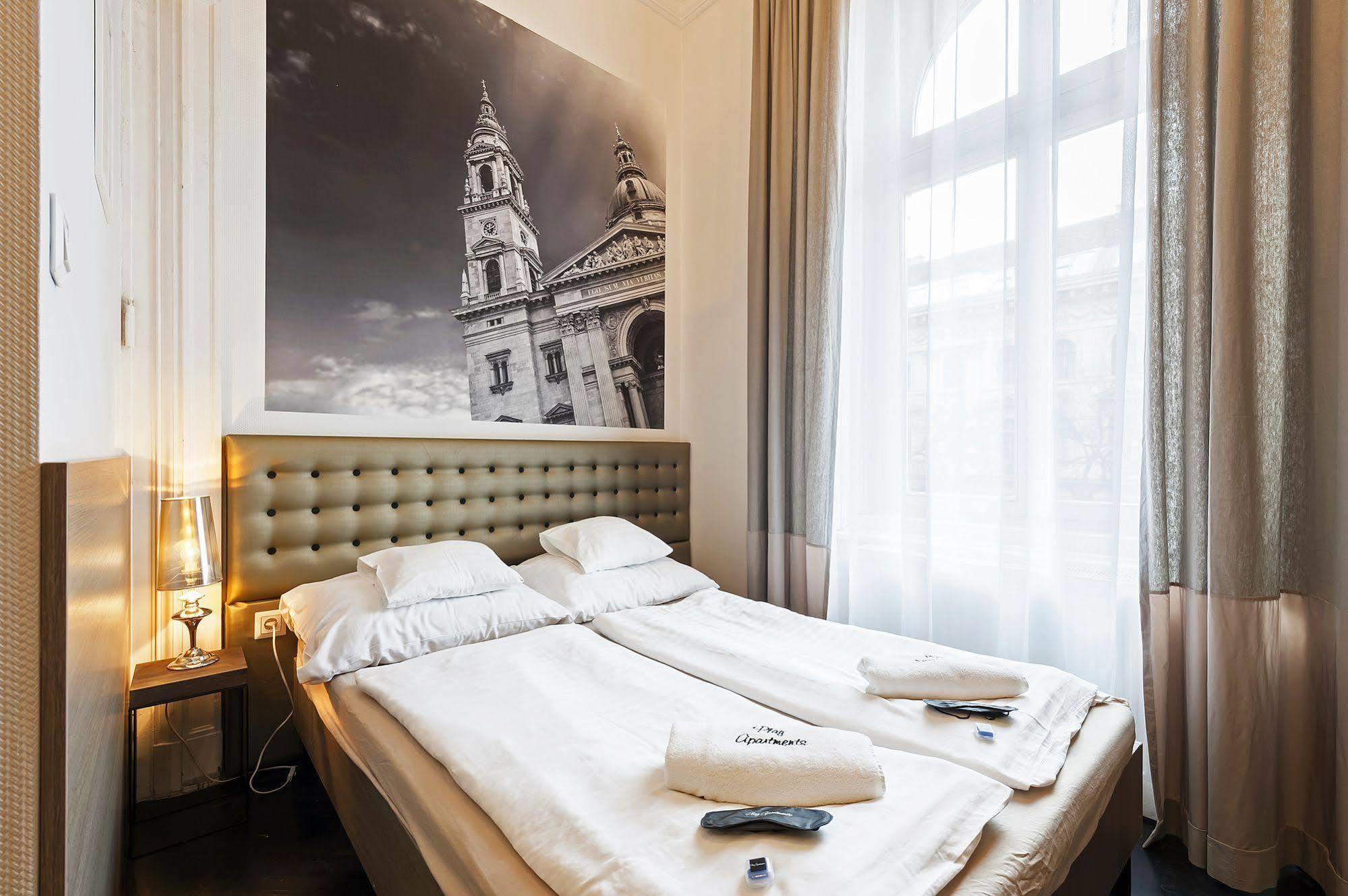 Play Apartments Budapest Bagian luar foto